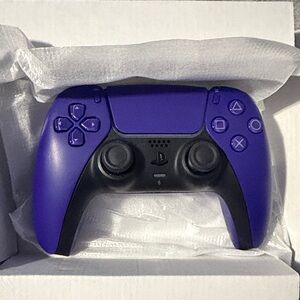 Sony DualSense Controller - Vibrant Purple and Black used